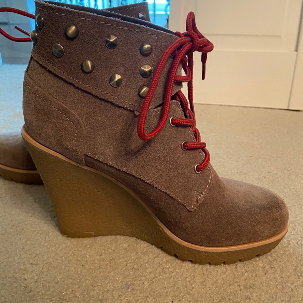 Guess Booties - Picture 2 of 2